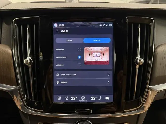 Volvo V90