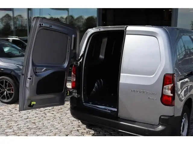 Toyota pro-ace