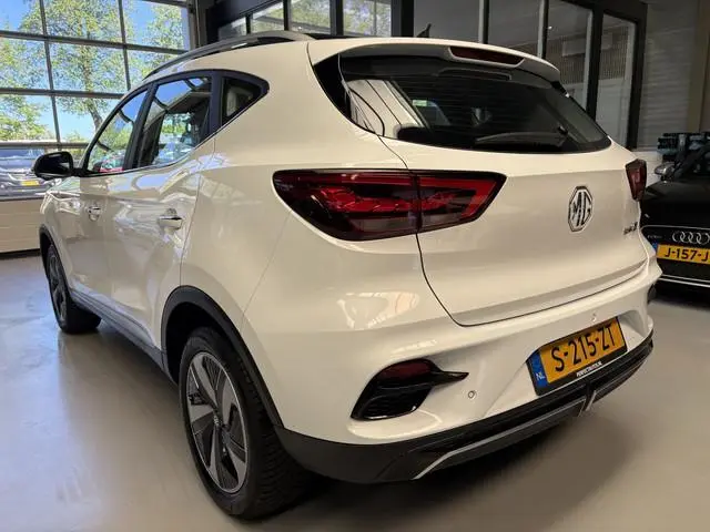 MG MG ZS EV EV Long Range Luxury 70 kWh Pano, Adapt Cruise, Carplay