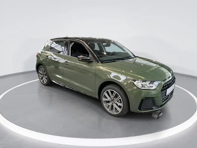 Audi A1 25 TFSI Advanced edition 95 PK · Parkeerhulp plus · Achteruitrijcamera · 3-spaaks sport mf+...