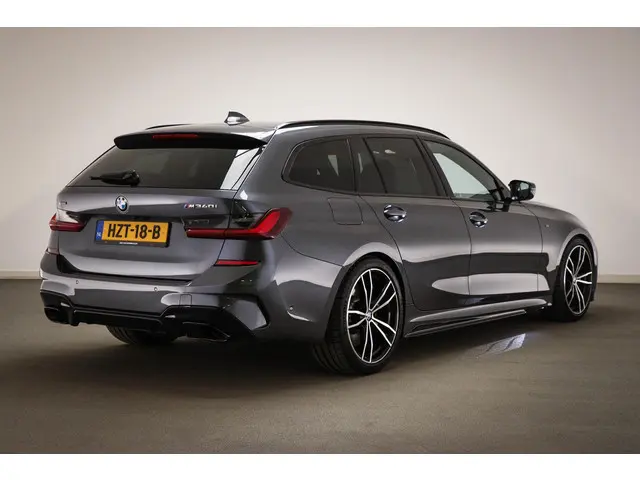 BMW 3-serie Touring M340i xDrive High Executive | DRIVING PROFESSIONAL PACK | LASER LED | PANORAMADA...