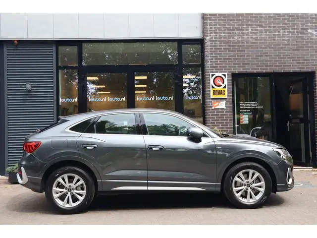Audi Q3 Sportback 45 TFSI e 245PK S-Line Navi+/LED/PDC/Camera/Audi Drive Select/Elek. klep/DAB+/18"