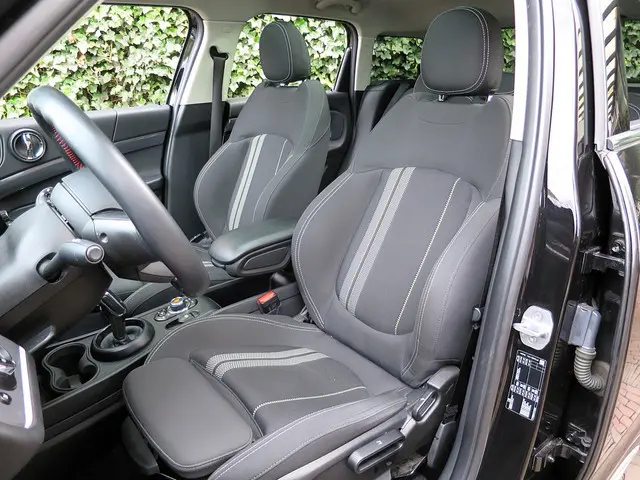 MINI Countryman 2.0 Cooper S F60 automaat 1e eig, Pano, A.klep aut, Apple Carplay, 17"