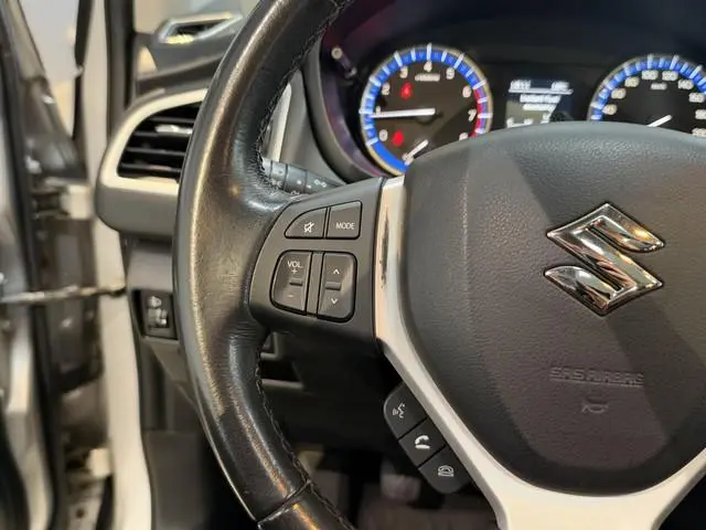 Suzuki S-Cross