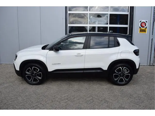 Jeep Avenger 1.2 e-Hybrid Summit | NL-Auto | JBL | Leder | ACC | Elek. Kofferklep