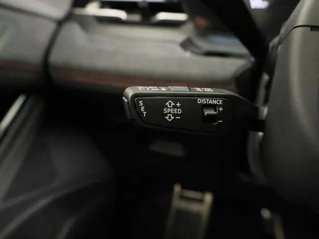 Audi SQ6 e-tron