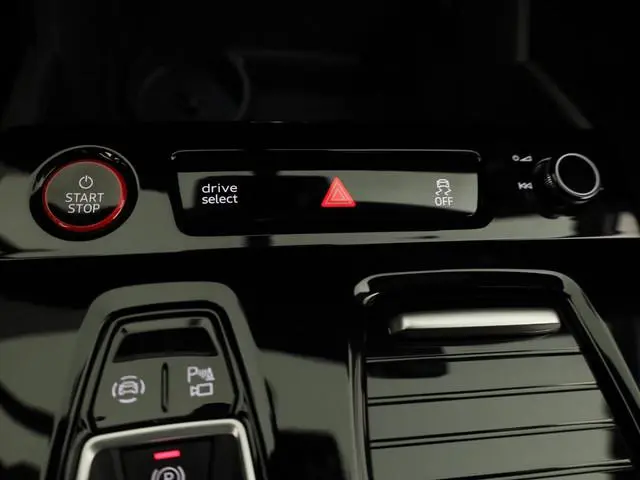Audi SQ6 e-tron