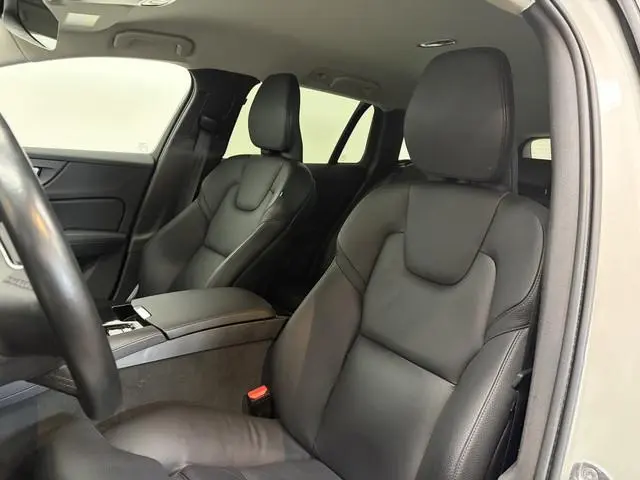 Volvo V60 2.0 T6 342pk AUT8 Hybr AWD Inscription Trekhaak 2000kg/ Leer/ Stoel en Stuurverw./ Adapt....