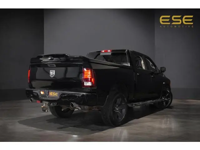 Dodge Ram 1500 5.7 V8 4x4 Crew Cab 5'7