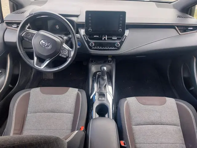 Toyota Corolla Touring Sports