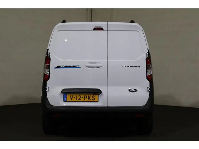 Ford E-Transit Courier