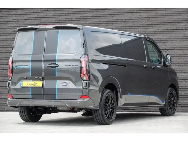 Ford E-Transit Custom L2H1 218Pk Aut. | Nieuwe 71Kwh Accu | Sport 340 | 2xSchuifdeur | 360° Camera |...