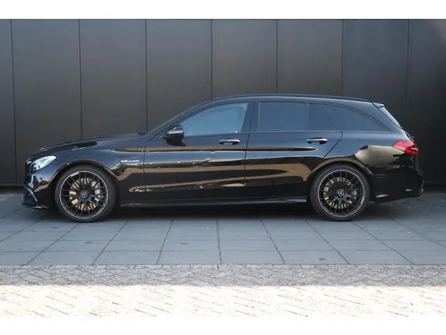 Mercedes-Benz C-klasse Estate AMG 63 | SCHAALSTOELEN | LEDER | PANO-DAK | BURMESTER | HEAD-UP | CRUI...