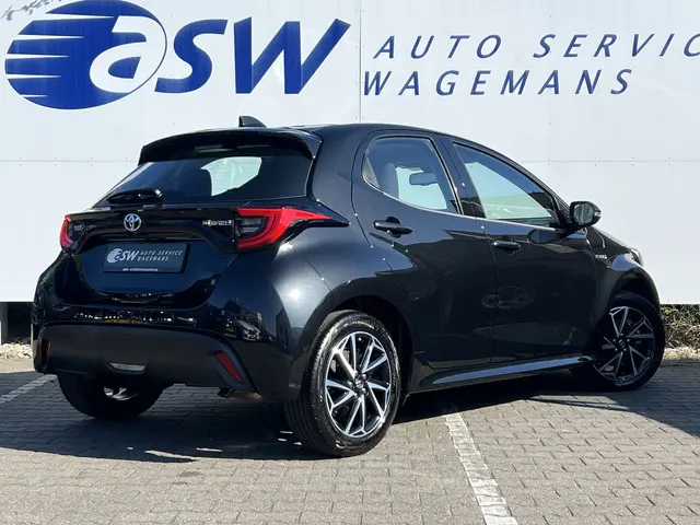 Toyota Yaris 1.5 Hybrid Dynamic | ACC | Carplay | Camera | LED