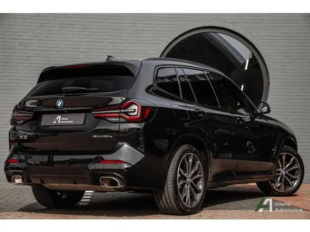 BMW X3 xDrive30e Business Edition Plus M-sport, panoramadak, head-up, comfort acces, camera, hifi