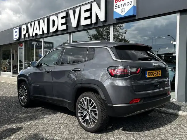 Jeep Compass 1.3T Limited 150pk/110Kw DDCT Automaat | Panodak | Adapt. Cruise | Carplay/Android Auto...