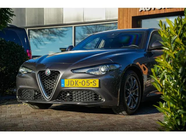 Alfa Romeo Giulia