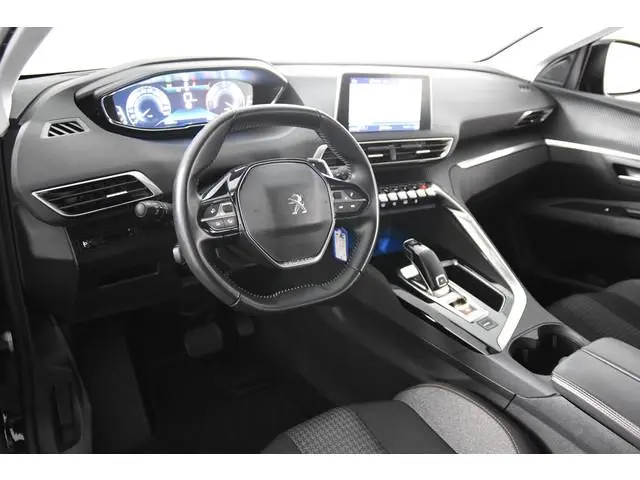 Peugeot 5008 Active 130 *Navigatie*Trekhaak*Park Assist*Carplay*