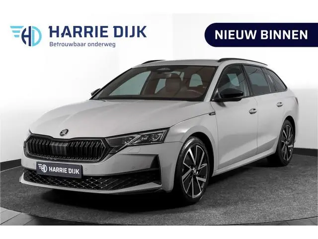 ŠKODA Octavia Combi 1.5 TSI MHEV 150 PK Sportline Tour | Elek. Trekhaak | Matrix Led | Adapt. Cruise...