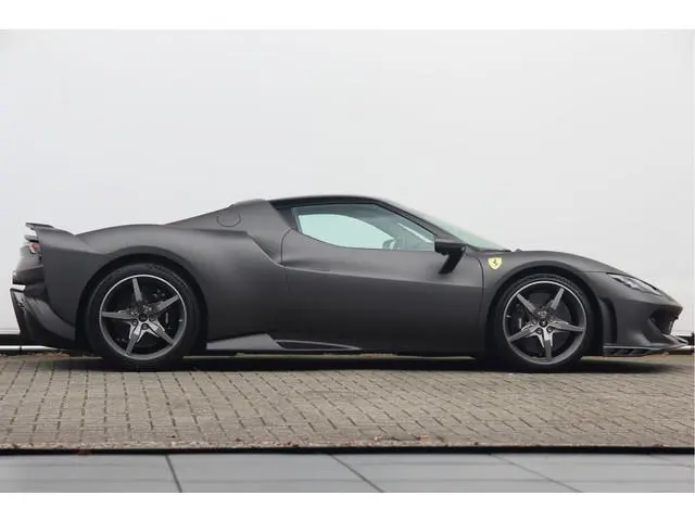 Ferrari 296