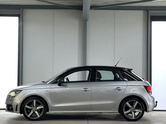 Audi A1 Sportback 1.4 TFSI CoD 140 pk Admired | Navi | S-line | Trekhaak |