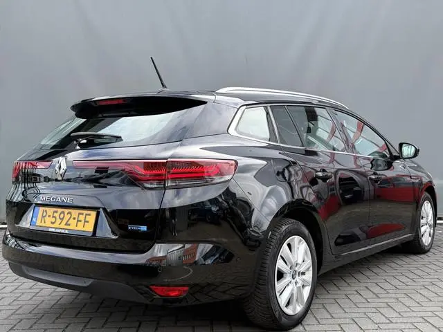 Renault Mégane Estate E-tech BWJ 2022 1.6 160 PK E-Tech Plug-In Hybrid 160 Zen FULL LED | CARPLAY +...