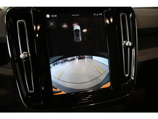 Volvo C40