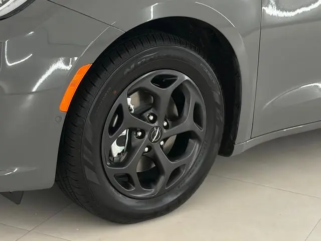 Chrysler Pacifica