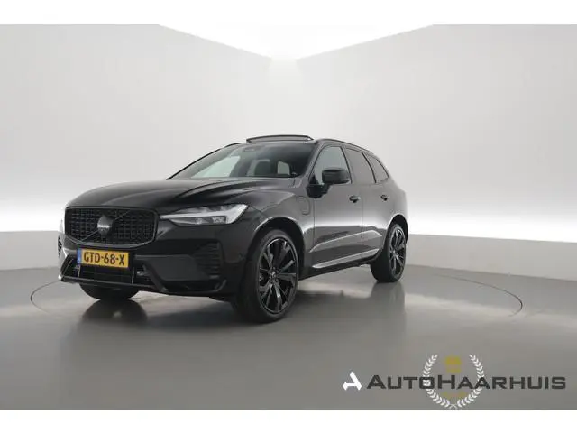 Volvo XC60 2.0 T6 Plug-in hybrid AWD Plus Black Edition | Rijklaar! | S/K-Dak | Bliss | Leder+Memory...
