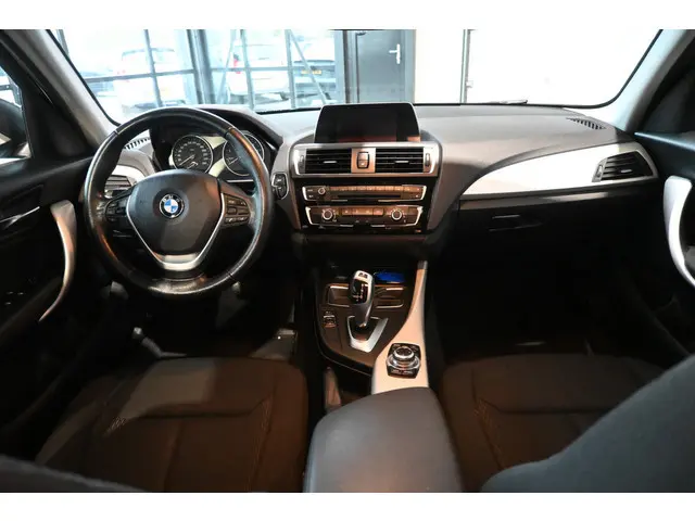 BMW 1-serie 118i EDE Corporate Lease Essential Automaat Clima Navigatie Rijklaarprijs Inruil Mogelij...