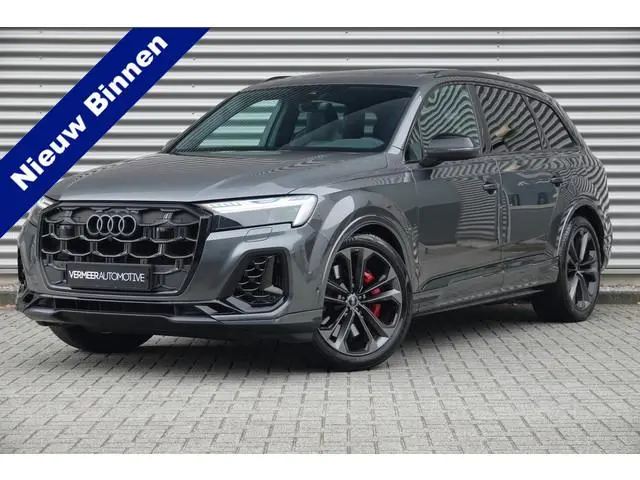 Audi Q7 60 TFSI e quattro Pro Line S Competition | Panodak | Trekhaak | B&O | Luchtvering | Facelift...