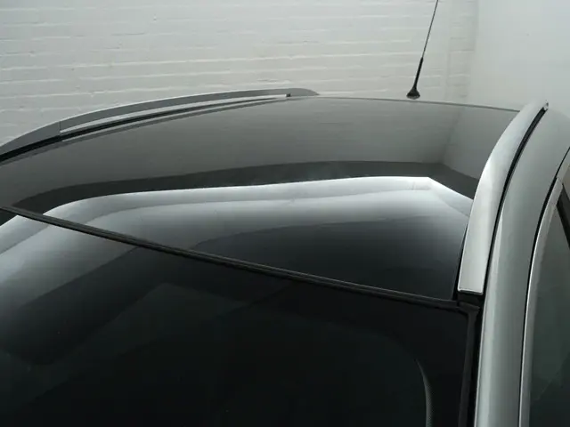 Nissan Qashqai 1.2 N-Connecta- Panoramadak, Xenon Led, 360 Camera, Sfeerverlichting, Lane Assist, Na...