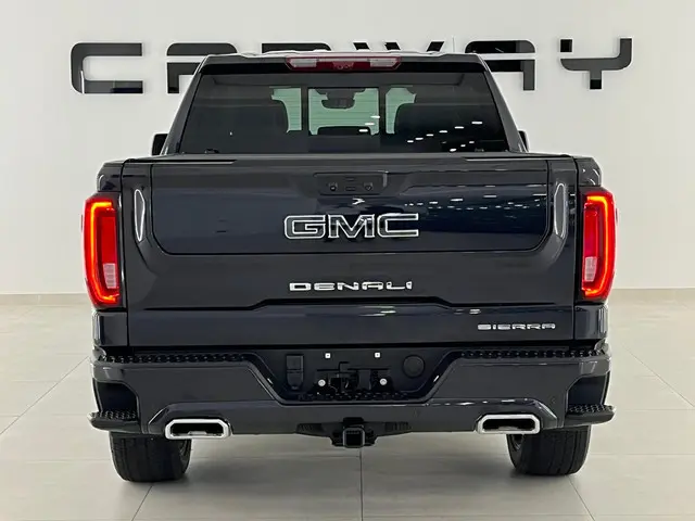 GMC Sierra