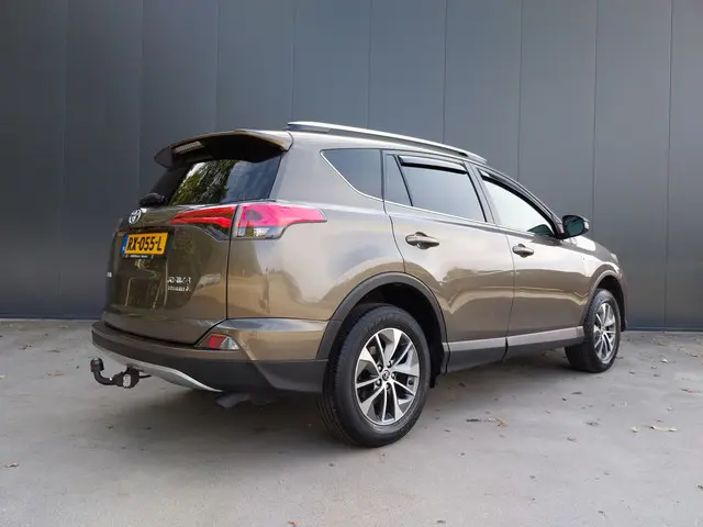 Toyota RAV4 2.5 Hybrid Style CAMERA LED NAVI CRUISE ECC TREKHAAK