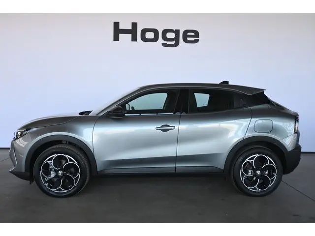 Alfa Romeo Junior Elettrica 54 kWh Fabrieksgarantie Clima Adaptief Carplay LED Virtual Cockpit Inrui...