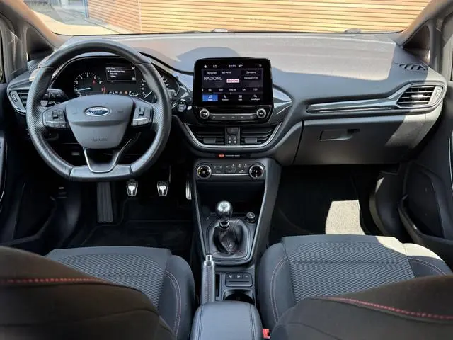 Ford Fiesta 1.0 EcoBoost ST-Line Cruise / Lm Velgen / Navi / Carplay
