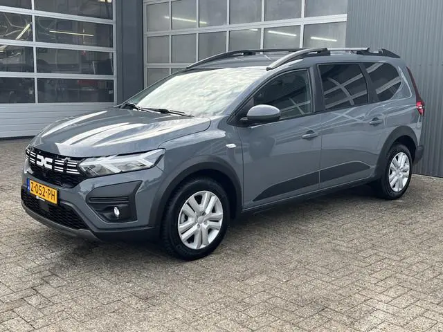 Dacia Jogger 1.0 TCe 110 Expression 7p. Airco Cruise controle Stuurwielbediening Telefoonverbinding...
