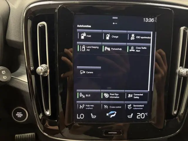 Volvo XC40