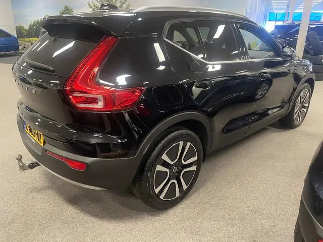 Volvo XC40 1.5 T5 262pk AUT7 Recharge Business Pro Trekhaak 1800kg/ Adapt Cruise/ Camera