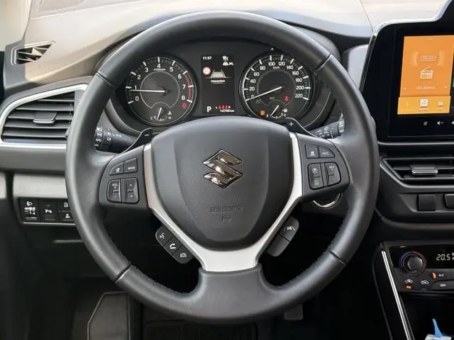Suzuki S-Cross