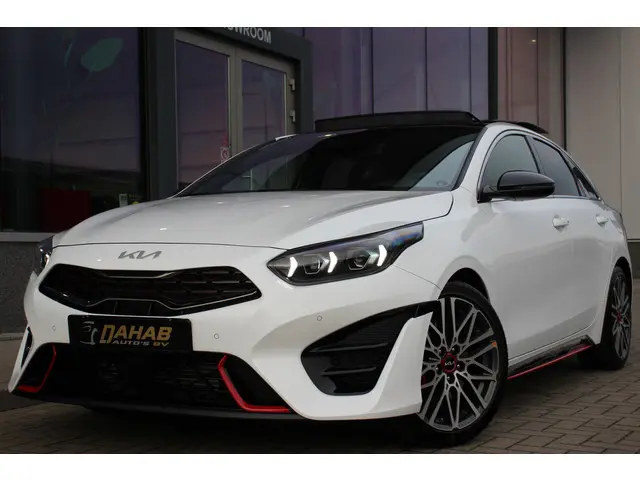 Kia ProCeed 1.6 T-GDi GT | DIRECT LEVERBAAR | 204PK | Panoramadak