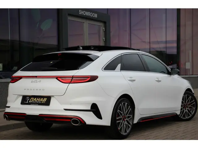 Kia ProCeed