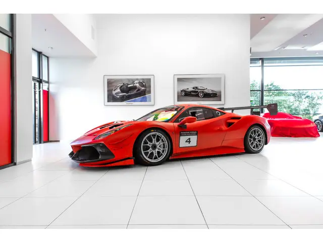 Ferrari 488