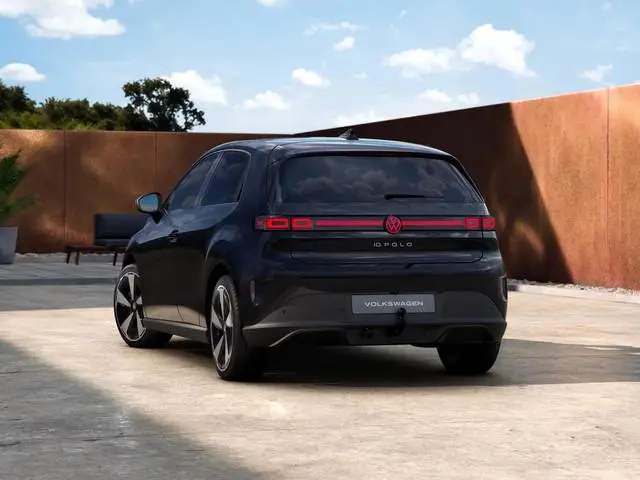 Volkswagen ID. Polo Style First Edition 52 kWh accu, 155 kW / 211 PK H Panoramadak | Trekhaak | Mass...