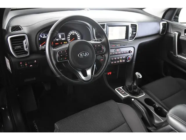 Kia Sportage 1.6 GDI DynamicLine *Navigatie*Camera*Trekhaak*