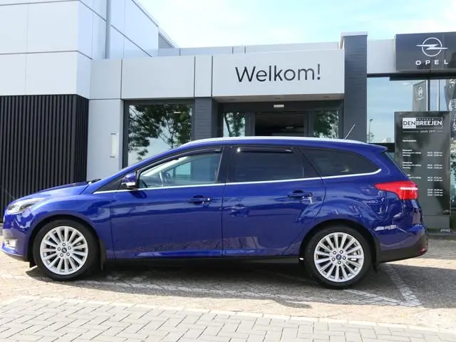Ford Focus Wagon 1.5 Titanium Automaat | Camera | Navigatie | Trekhaak | LMV 17''