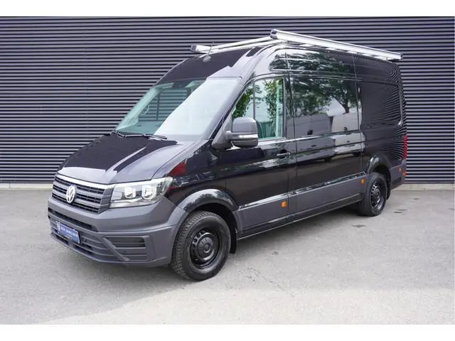 Volkswagen Crafter 180pk Automaat L3H3/L2H2  Navigatie Camera  Parkeersensoren Trekhaak Cruise contr...