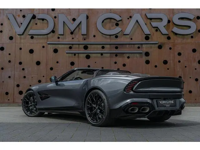 Aston Martin Vanquish