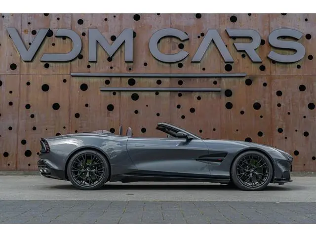 Aston Martin Vanquish