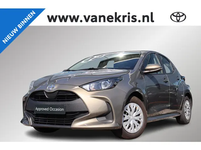 Toyota Yaris 1.5 VVT-i Active Parkeercamera, Apple carplay, Android auto.